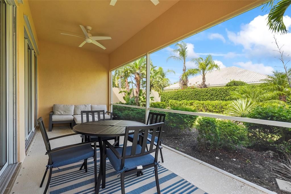 Active With Contract: $4,000 (3 beds, 2 baths, 2008 Square Feet)