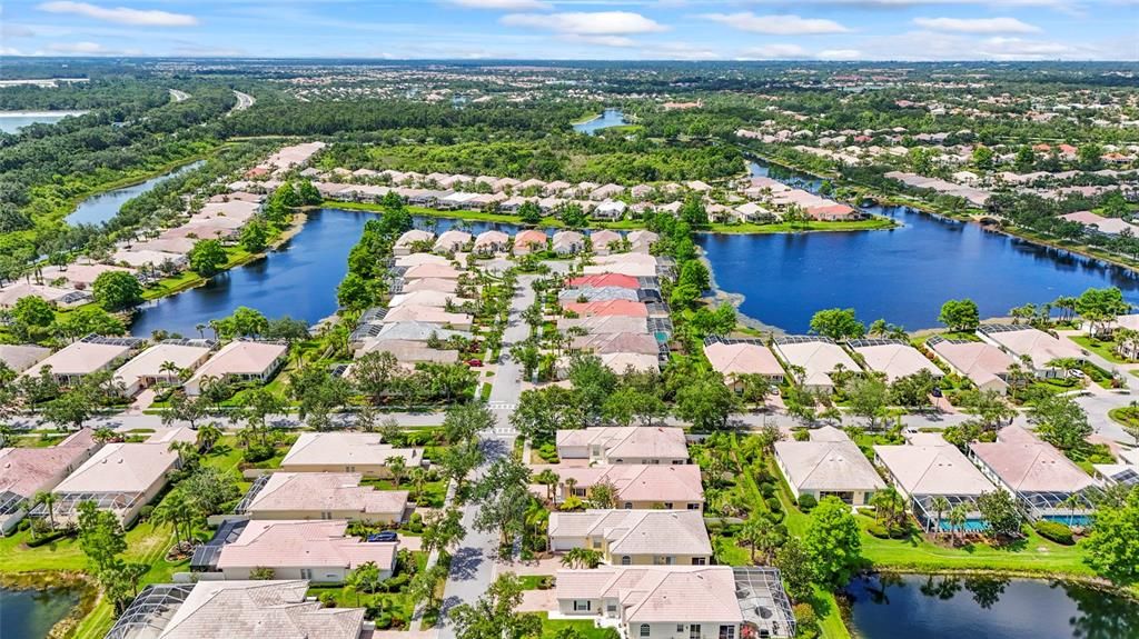 Active With Contract: $4,000 (3 beds, 2 baths, 2008 Square Feet)