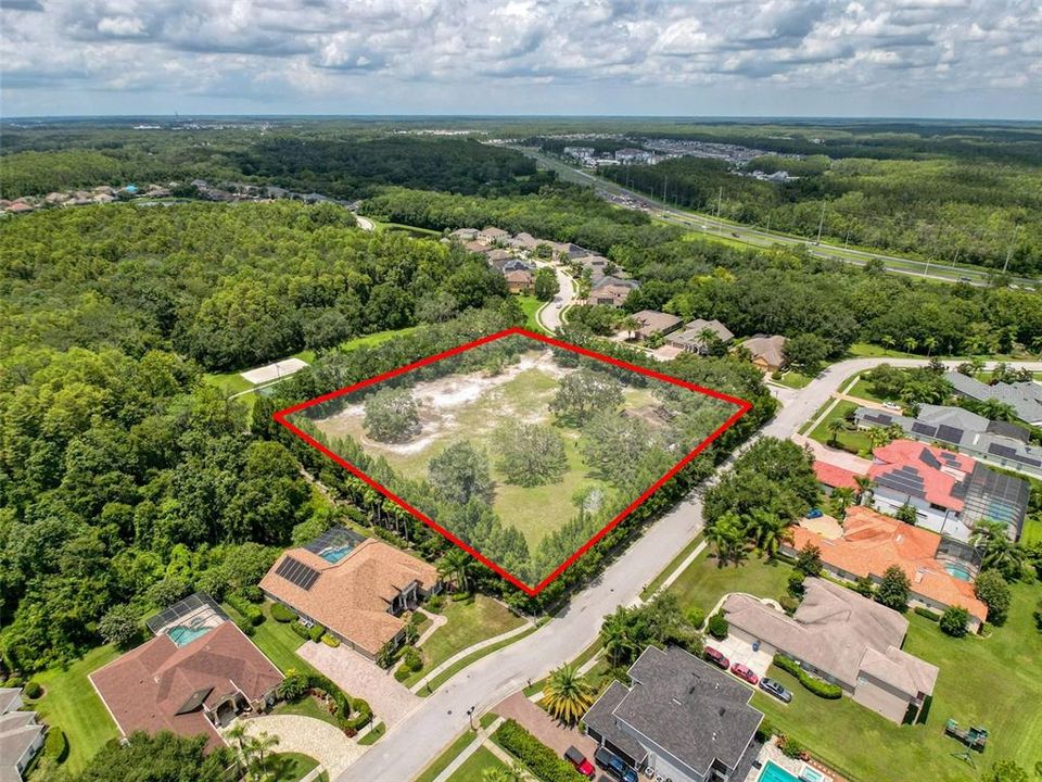 For Sale: $1,250,000 (2.50 acres)