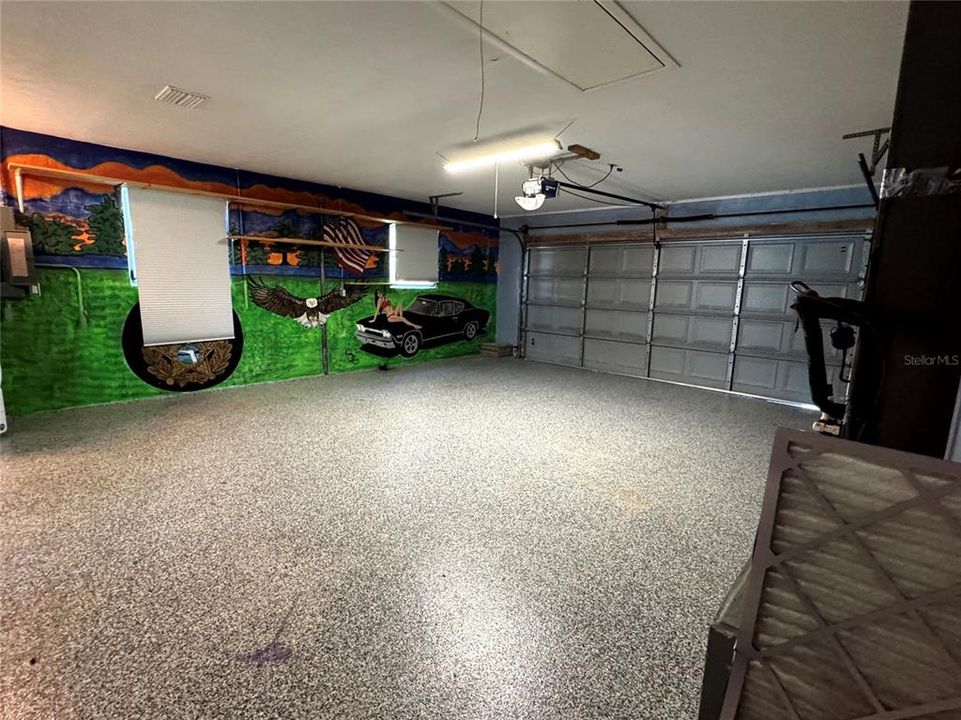 Под контрактом: $2,900 (3 спален, 2 ванн, 1837 Квадратных фут)