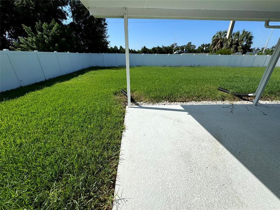 Под контрактом: $2,900 (3 спален, 2 ванн, 1837 Квадратных фут)