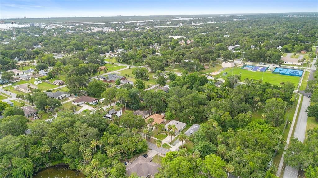 待售: $39,000 (0.32 acres)