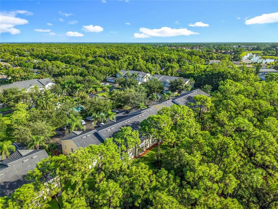 待售: $280,000 (2 贝兹, 2 浴室, 1230 平方英尺)