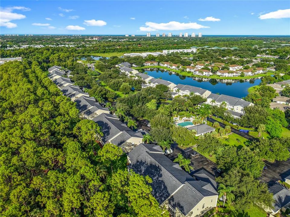 待售: $280,000 (2 贝兹, 2 浴室, 1230 平方英尺)