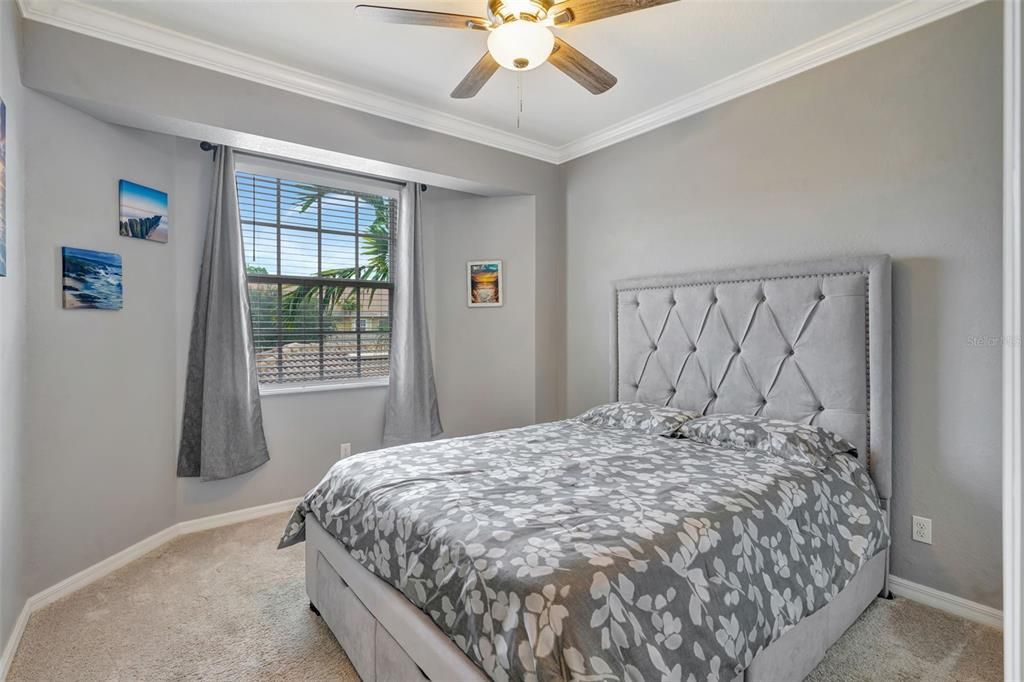 For Sale: $225,000 (3 beds, 2 baths, 1325 Square Feet)