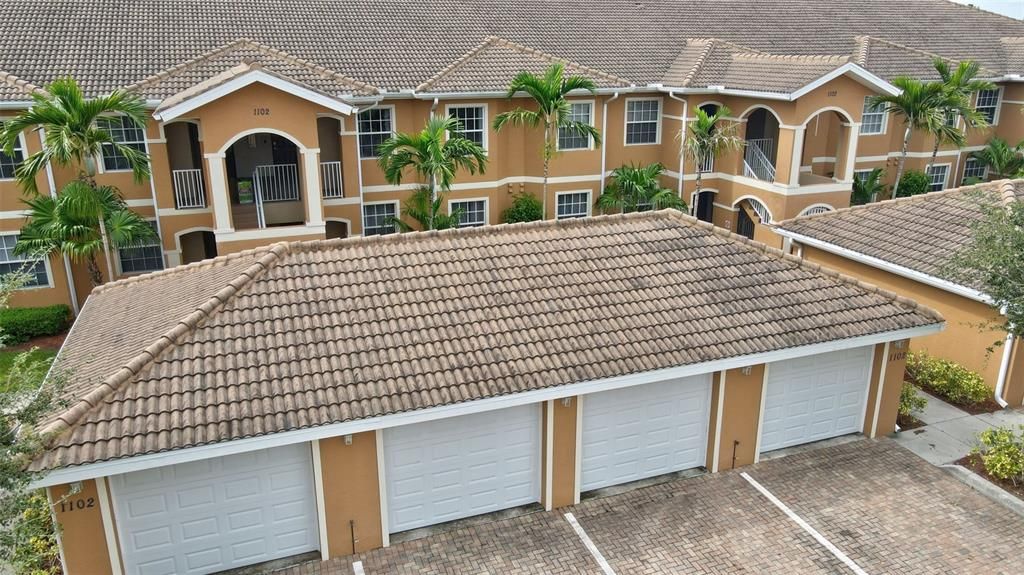 For Sale: $225,000 (3 beds, 2 baths, 1325 Square Feet)