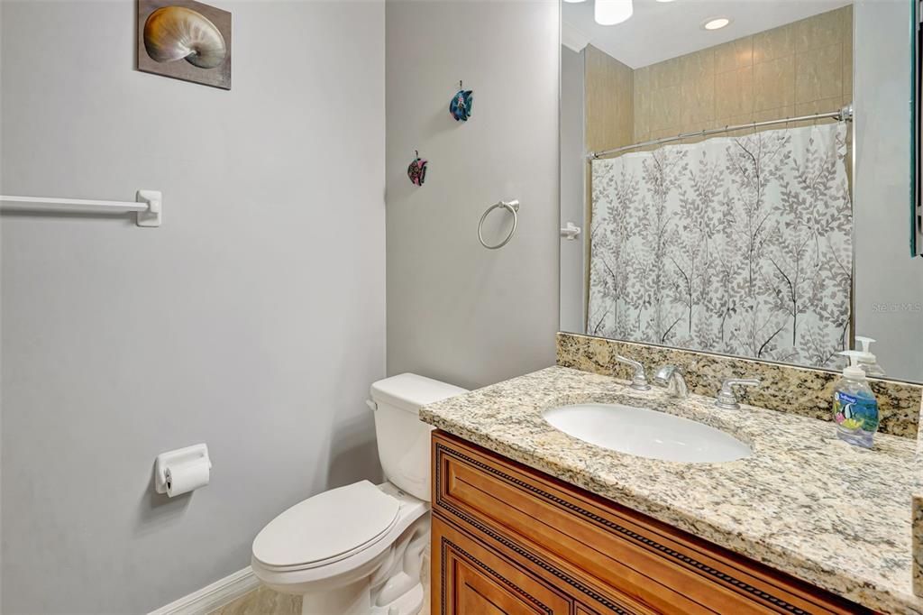 For Sale: $225,000 (3 beds, 2 baths, 1325 Square Feet)