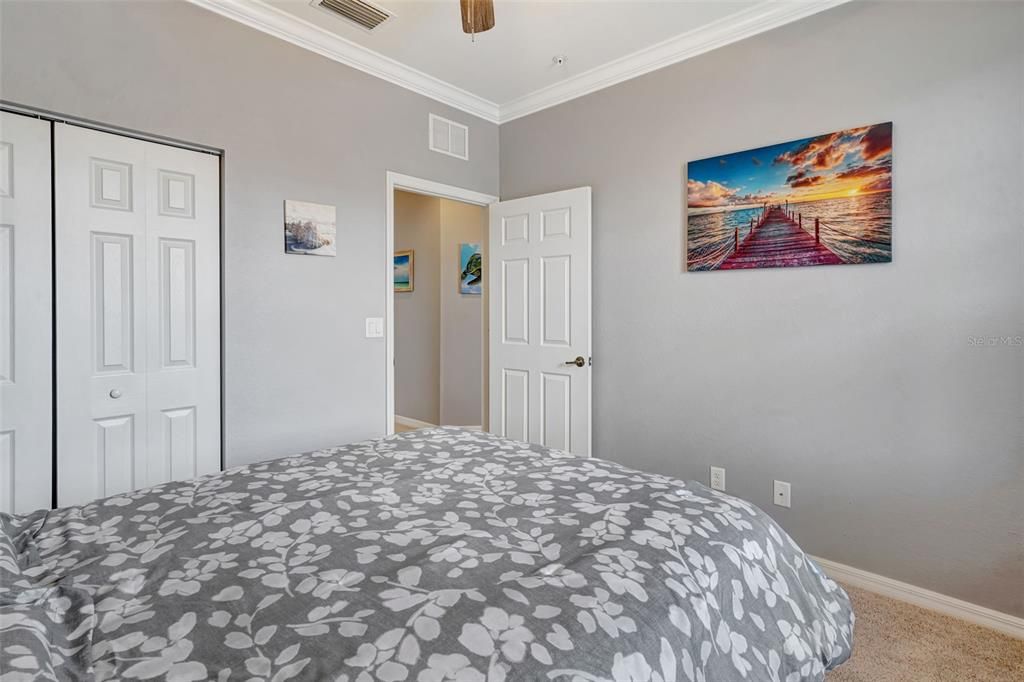 For Sale: $225,000 (3 beds, 2 baths, 1325 Square Feet)