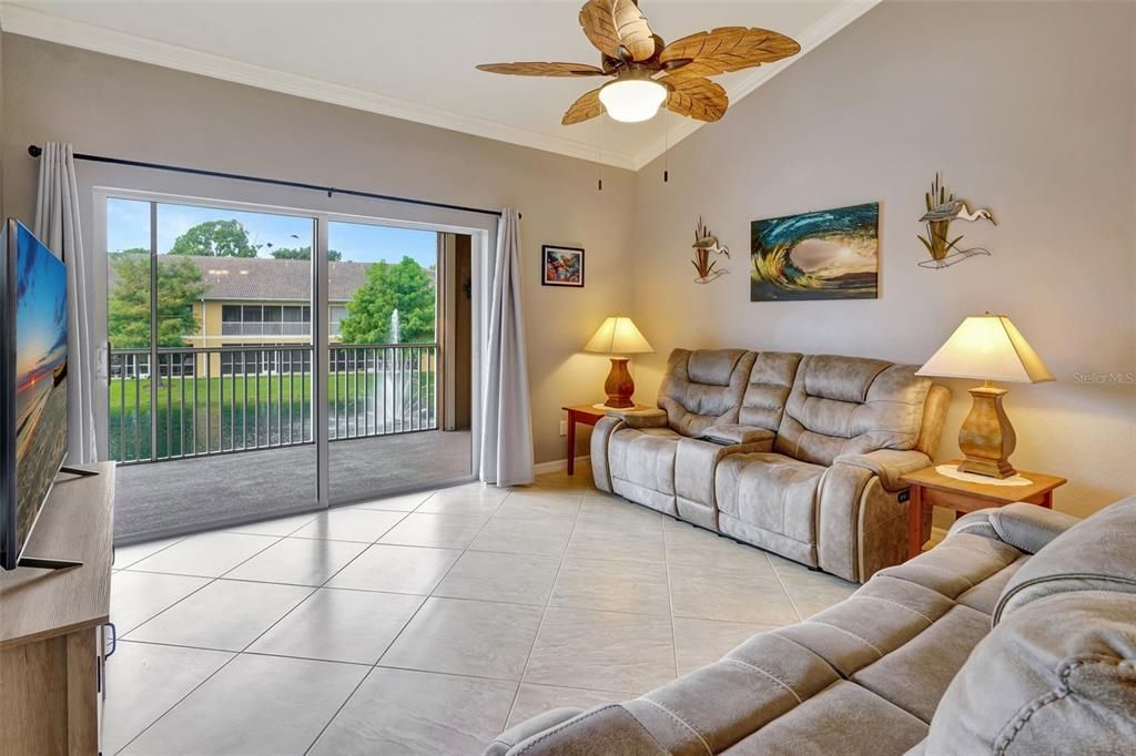 For Sale: $225,000 (3 beds, 2 baths, 1325 Square Feet)