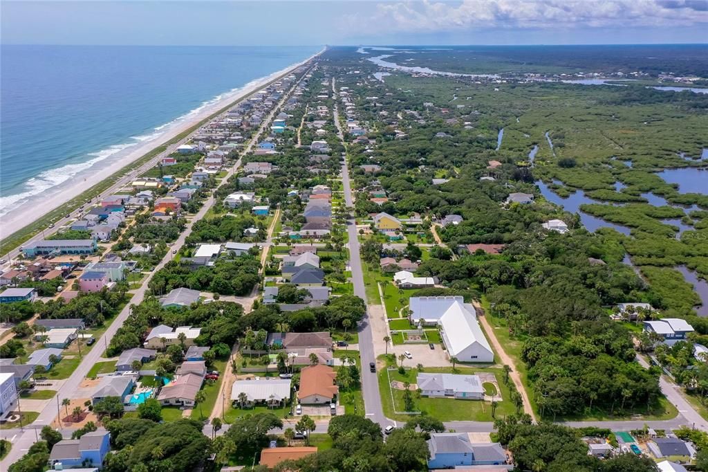 На продажу: $199,000 (0.17 acres)