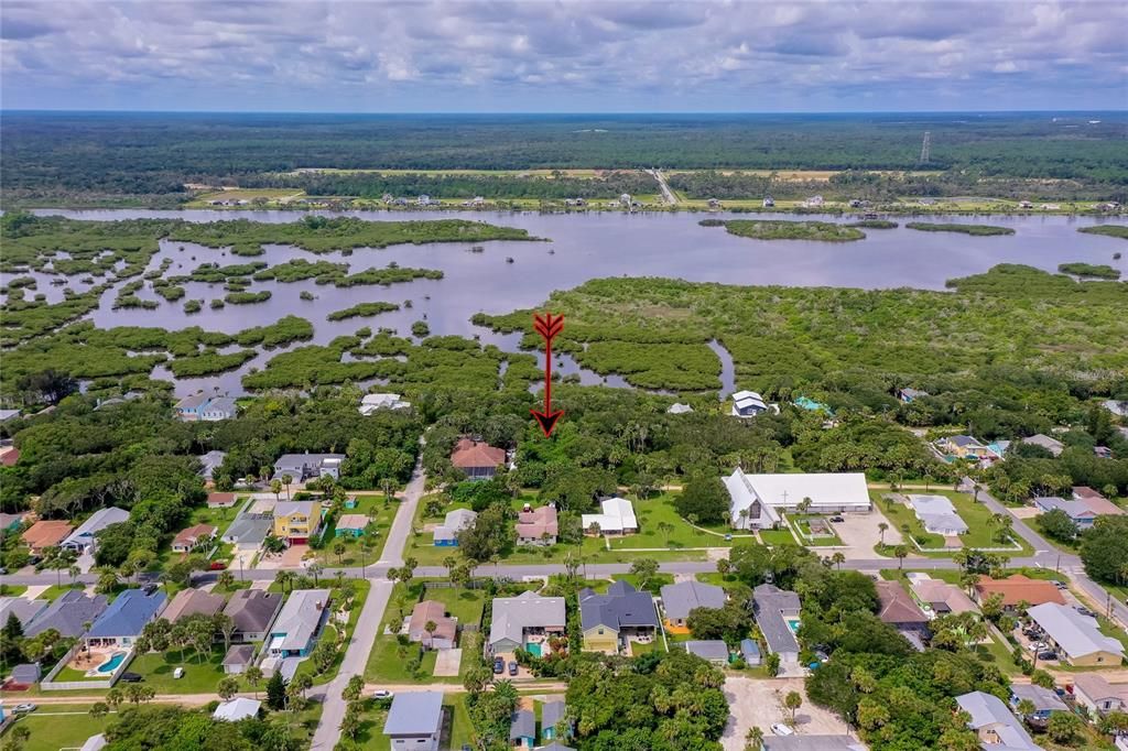 На продажу: $199,000 (0.17 acres)