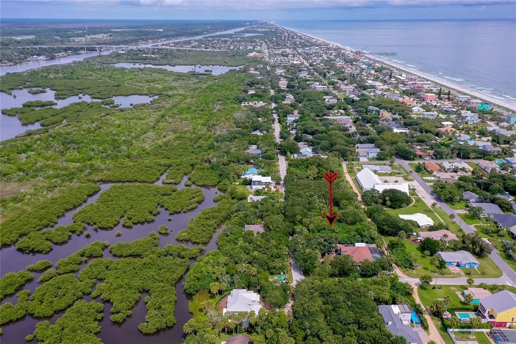 На продажу: $199,000 (0.17 acres)