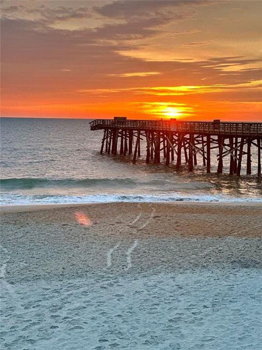 На продажу: $199,000 (0.17 acres)