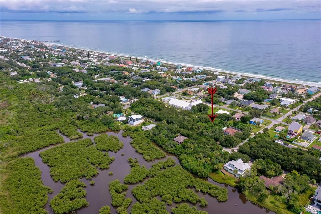 На продажу: $199,000 (0.17 acres)