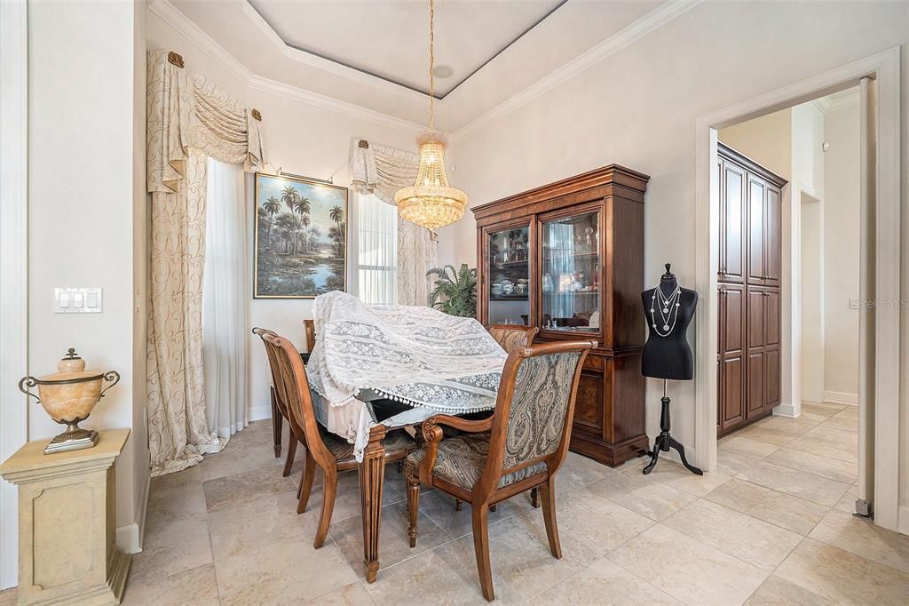 待售: $2,650,000 (5 贝兹, 4 浴室, 4203 平方英尺)