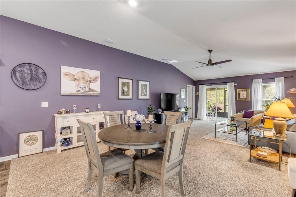 待售: $327,500 (3 贝兹, 2 浴室, 1655 平方英尺)