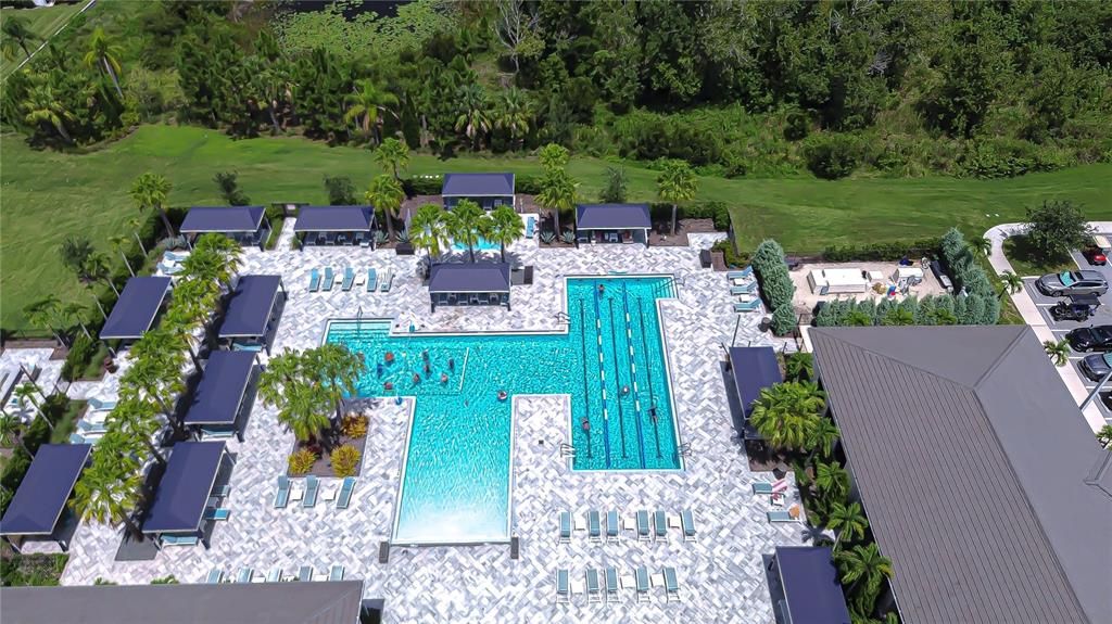 For Sale: $789,000 (3 beds, 3 baths, 3855 Square Feet)