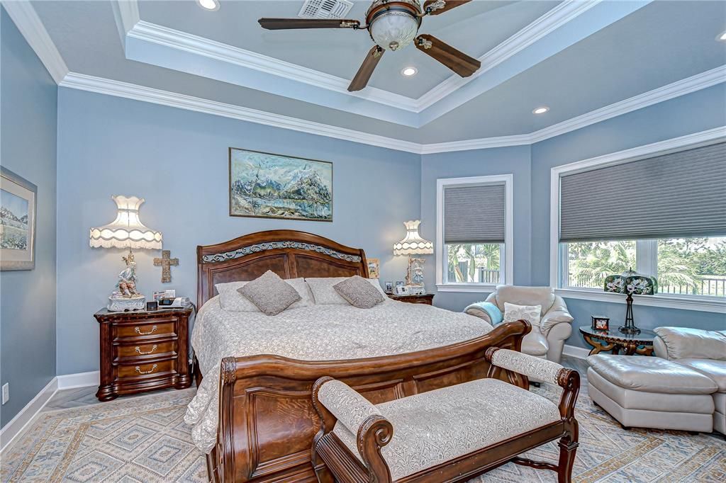 For Sale: $789,000 (3 beds, 3 baths, 3855 Square Feet)