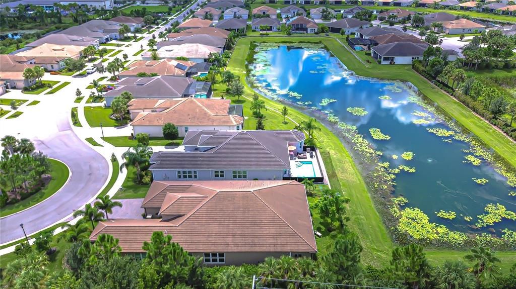 For Sale: $789,000 (3 beds, 3 baths, 3855 Square Feet)