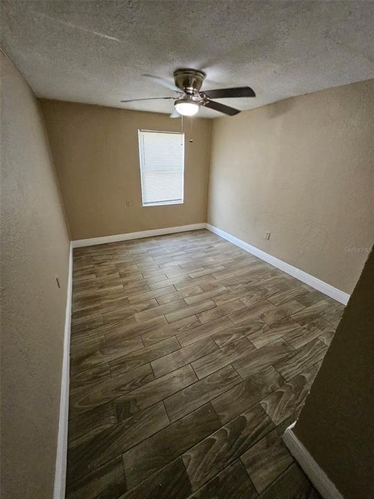 В аренду: $1,100 (3 спален, 1 ванн, 1392 Квадратных фут)