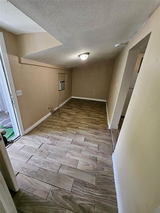 В аренду: $1,100 (3 спален, 1 ванн, 1392 Квадратных фут)