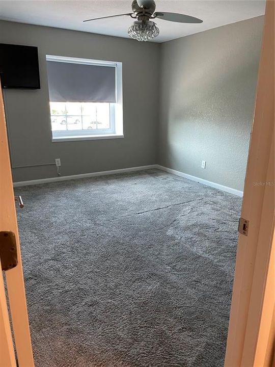 Activo con contrato: $3,750 (3 camas, 3 baños, 1488 Pies cuadrados)