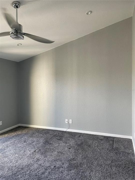 Activo con contrato: $3,750 (3 camas, 3 baños, 1488 Pies cuadrados)