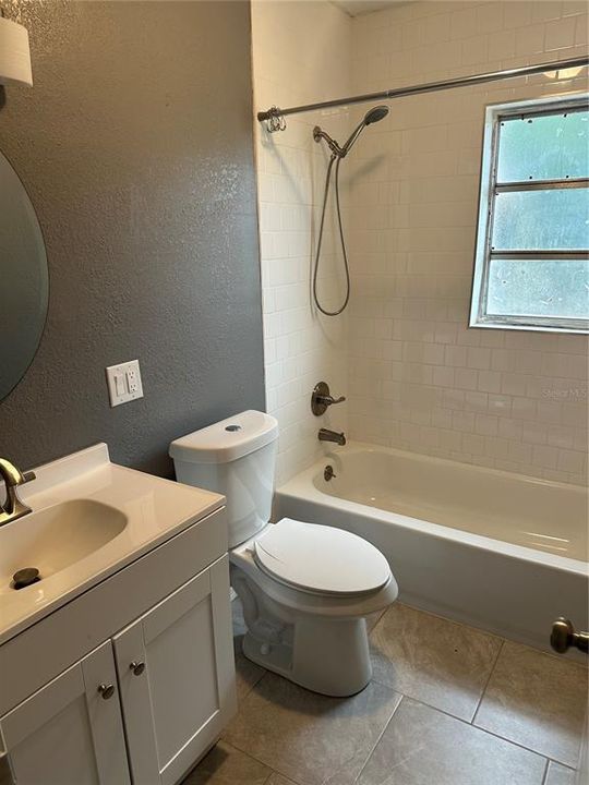 For Sale: $215,000 (3 beds, 2 baths, 1238 Square Feet)