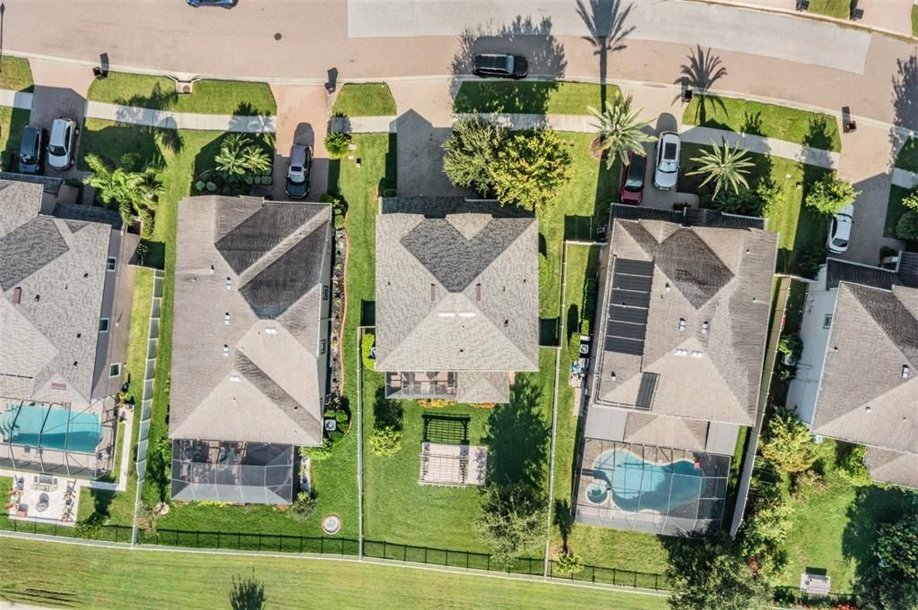 Activo con contrato: $585,000 (4 camas, 3 baños, 2612 Pies cuadrados)