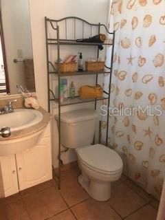 For Rent: $1,750 (3 beds, 2 baths, 1300 Square Feet)