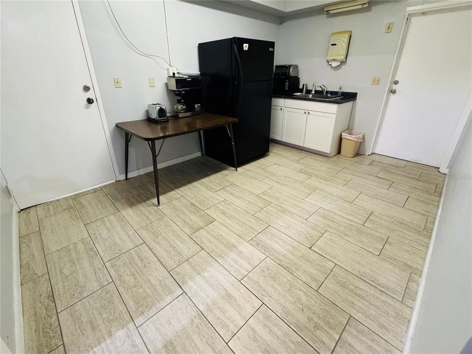 待售: $14,400 (0 贝兹, 0 浴室, 0 平方英尺)