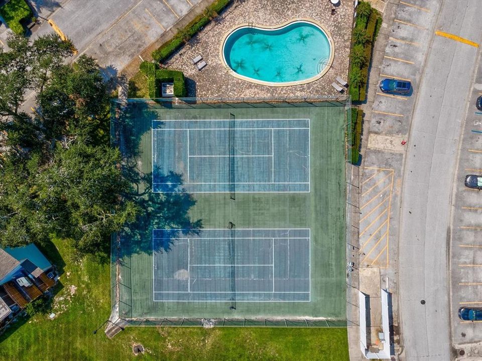 Activo con contrato: $219,000 (2 camas, 2 baños, 1223 Pies cuadrados)