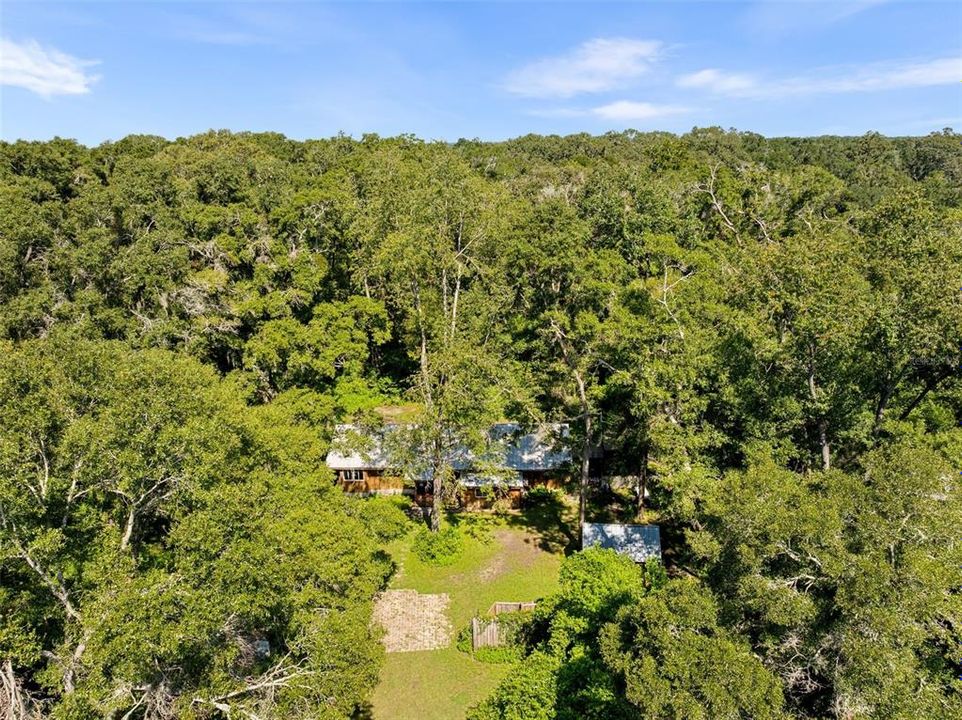 Под контрактом: $308,000 (3 спален, 2 ванн, 1502 Квадратных фут)