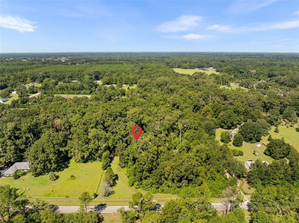 Под контрактом: $308,000 (3 спален, 2 ванн, 1502 Квадратных фут)