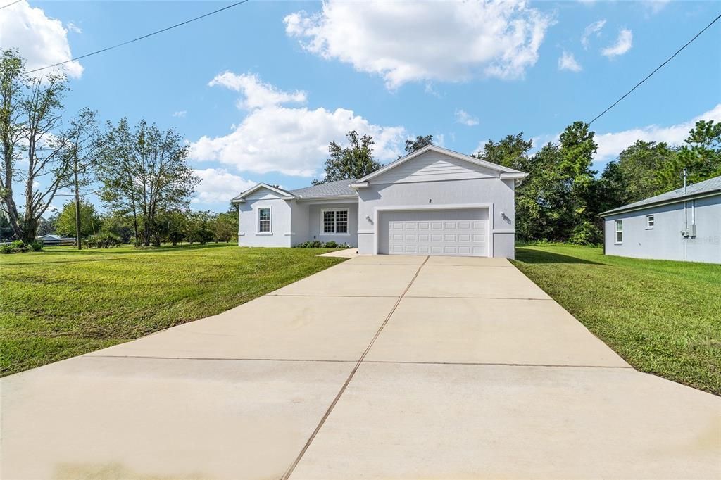 Active With Contract: $269,000 (3 beds, 2 baths, 1435 Square Feet)