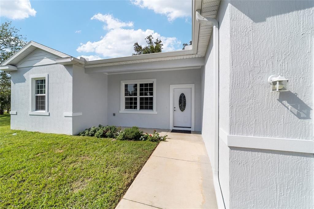 Active With Contract: $269,000 (3 beds, 2 baths, 1435 Square Feet)