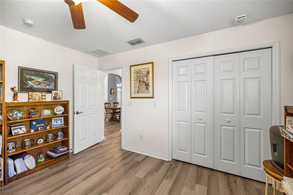 En Venta: $344,900 (3 camas, 2 baños, 1974 Pies cuadrados)