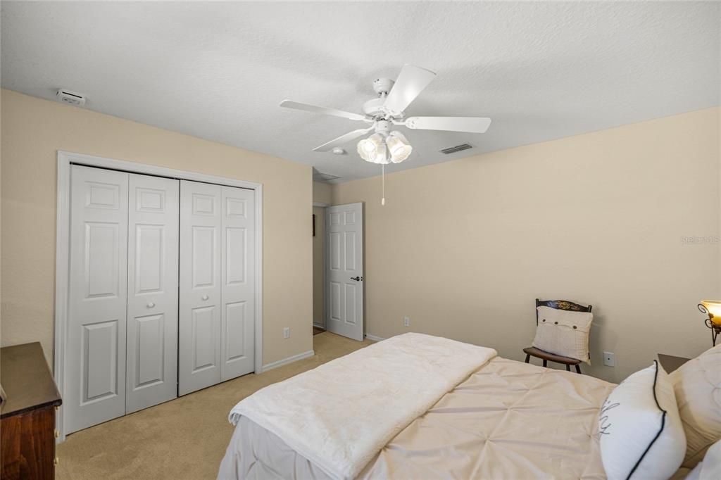 En Venta: $344,900 (3 camas, 2 baños, 1974 Pies cuadrados)