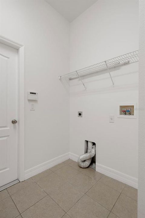 待售: $559,900 (4 贝兹, 3 浴室, 2823 平方英尺)