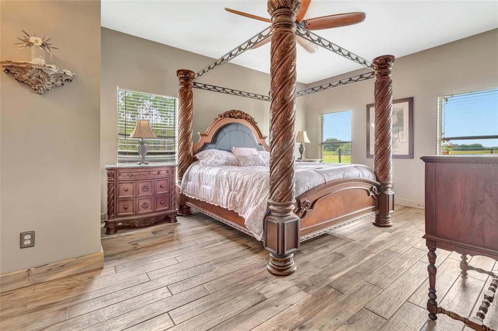 For Sale: $774,900 (3 beds, 2 baths, 1602 Square Feet)