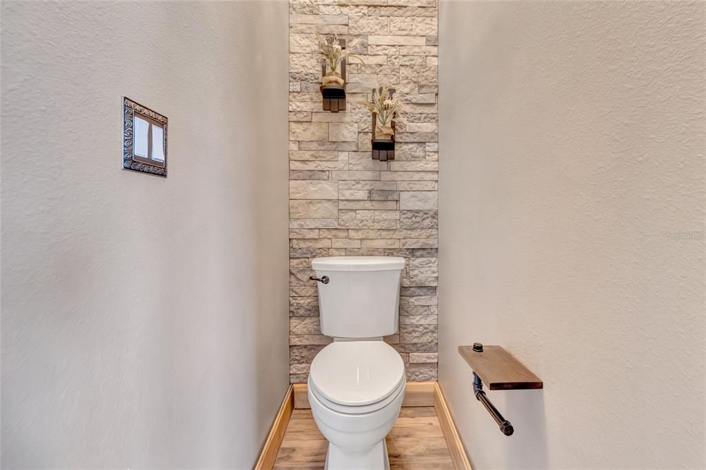 For Sale: $774,900 (3 beds, 2 baths, 1602 Square Feet)