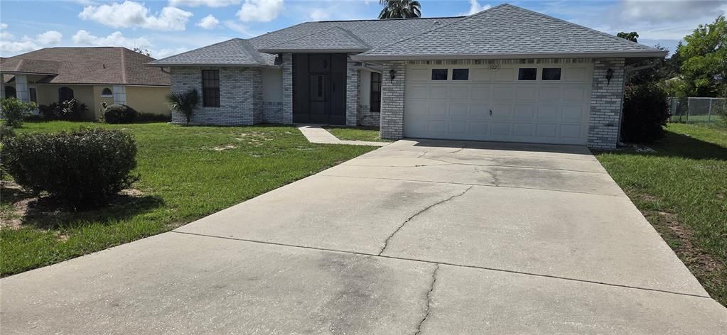 For Sale: $340,000 (3 beds, 2 baths, 1547 Square Feet)