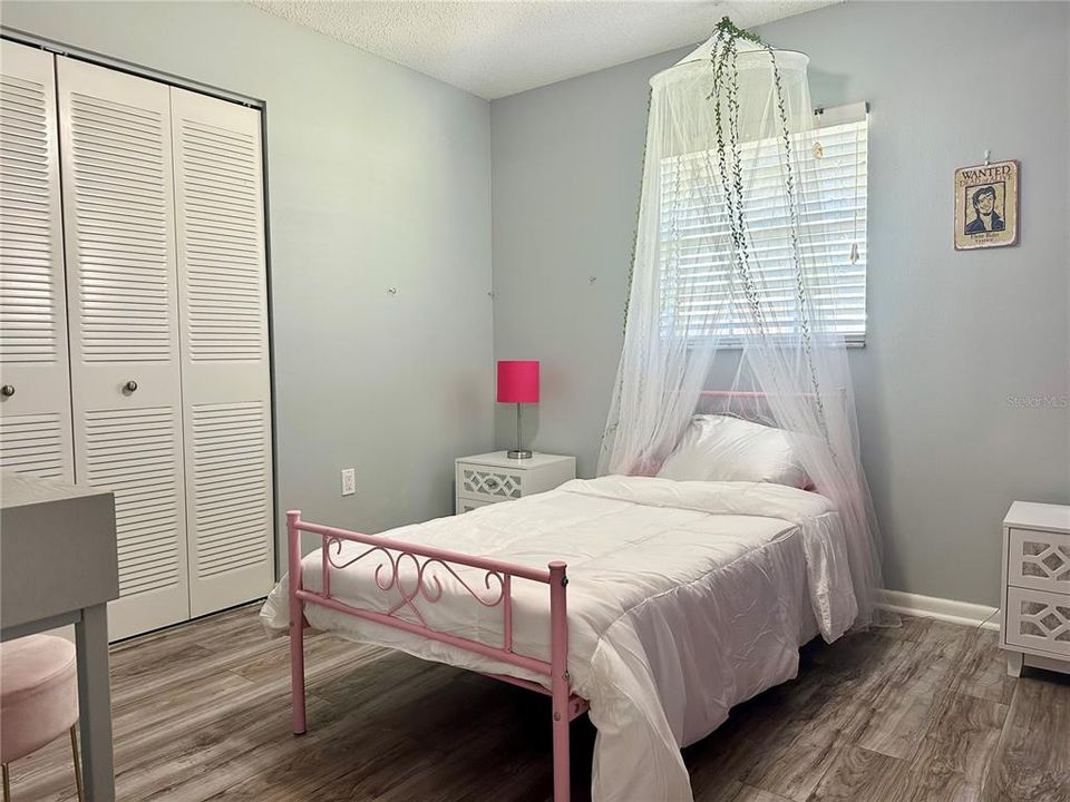 For Sale: $265,000 (3 beds, 2 baths, 1314 Square Feet)