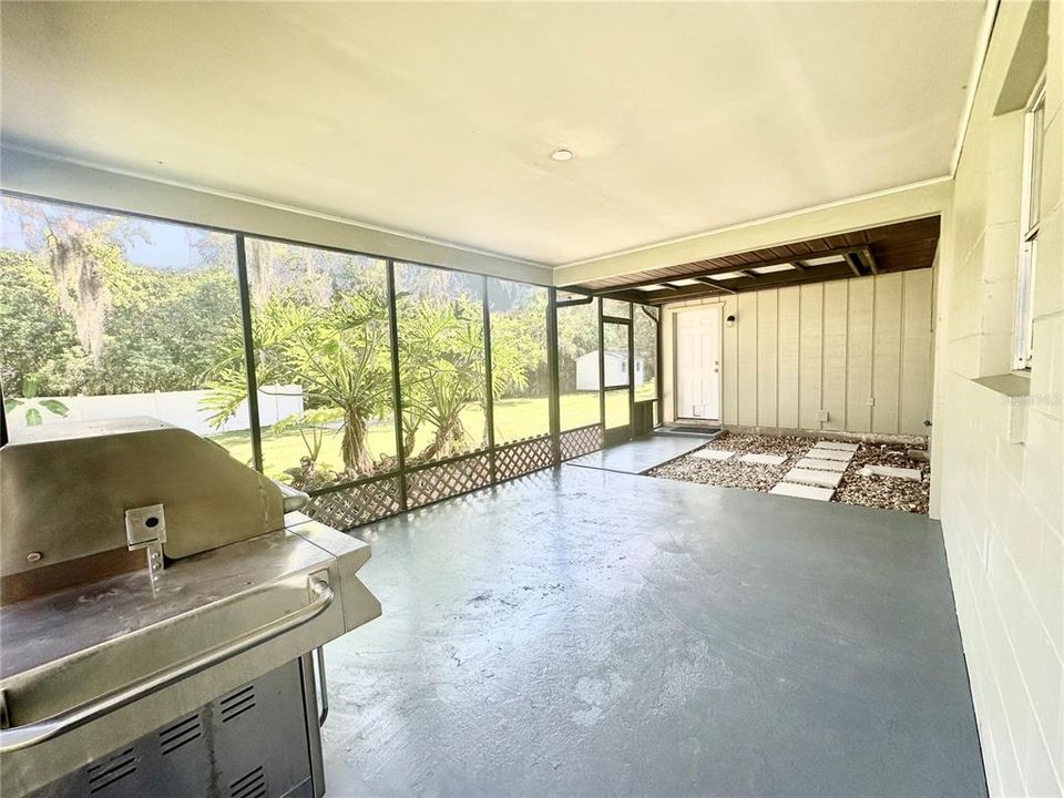 For Sale: $265,000 (3 beds, 2 baths, 1314 Square Feet)