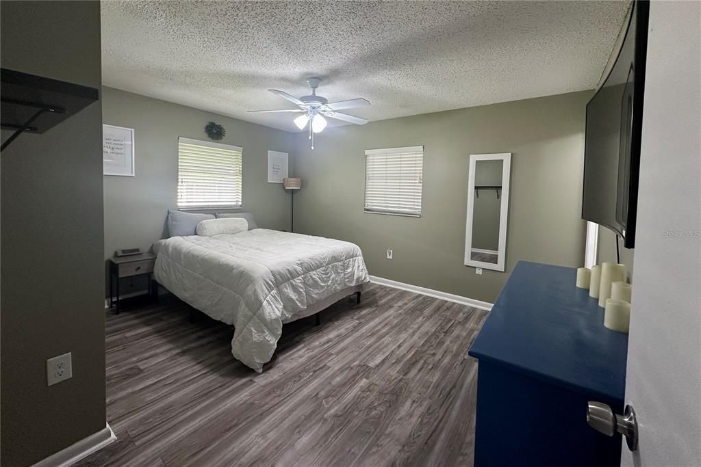 For Sale: $265,000 (3 beds, 2 baths, 1314 Square Feet)