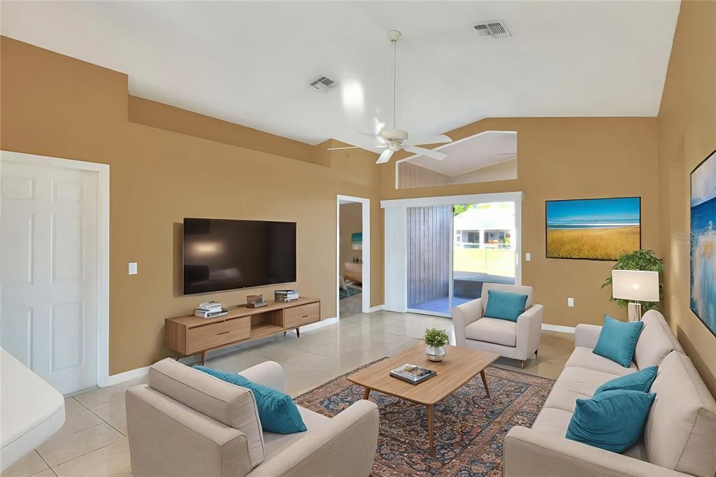 For Sale: $252,000 (3 beds, 2 baths, 1252 Square Feet)