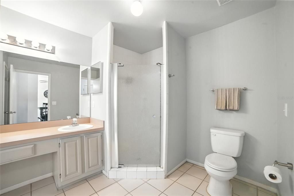 En Venta: $324,000 (3 camas, 2 baños, 1706 Pies cuadrados)