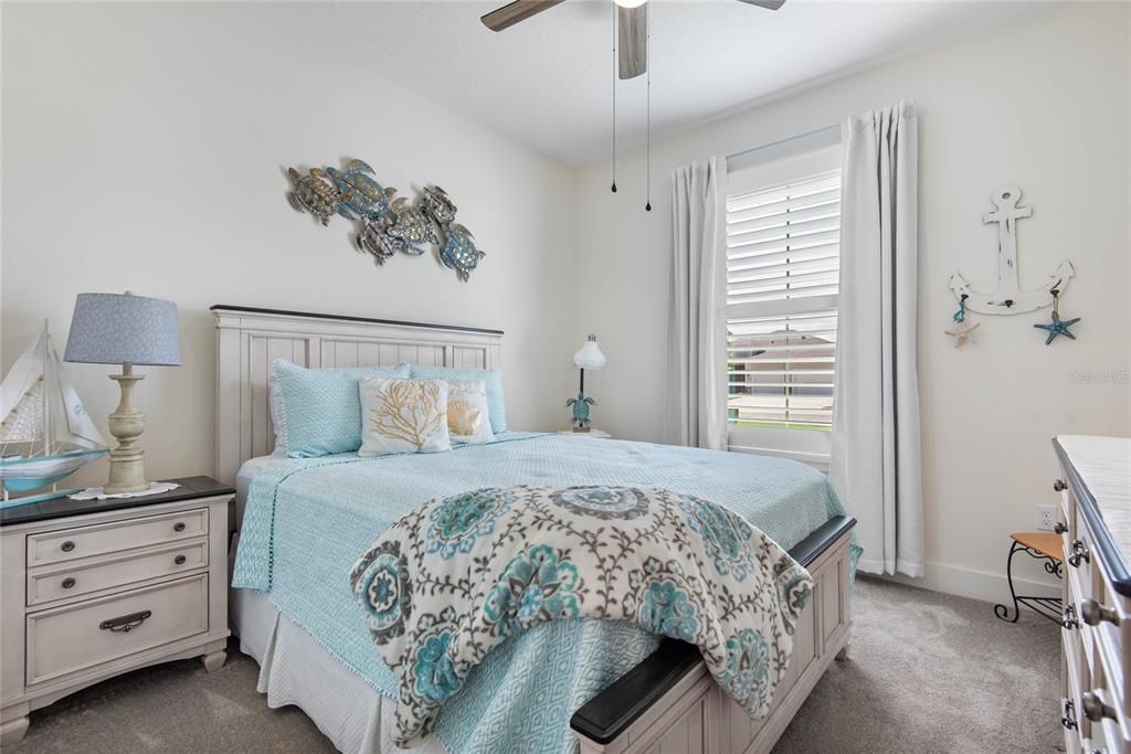 En Venta: $649,000 (4 camas, 3 baños, 2127 Pies cuadrados)