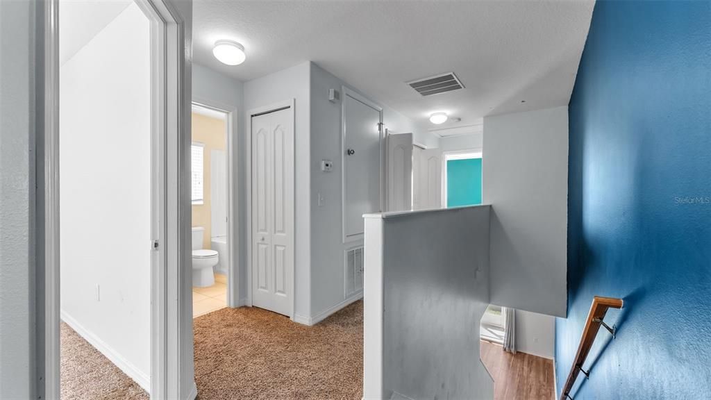 En Venta: $244,900 (4 camas, 3 baños, 1479 Pies cuadrados)