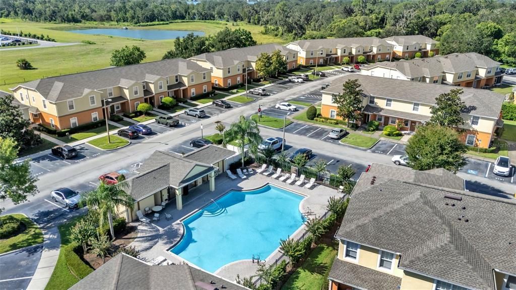 En Venta: $244,900 (4 camas, 3 baños, 1479 Pies cuadrados)